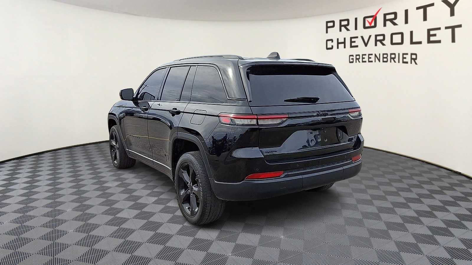 Thumbnail: 2024 Jeep Grand Cherokee - 7