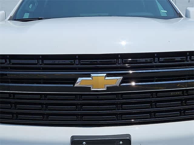 2023 Chevrolet Suburban LT 35