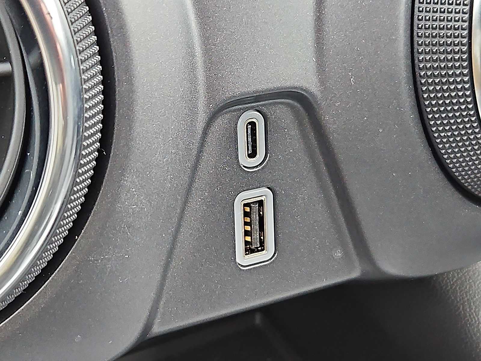 Thumbnail: 2025 Chevrolet Blazer - 17