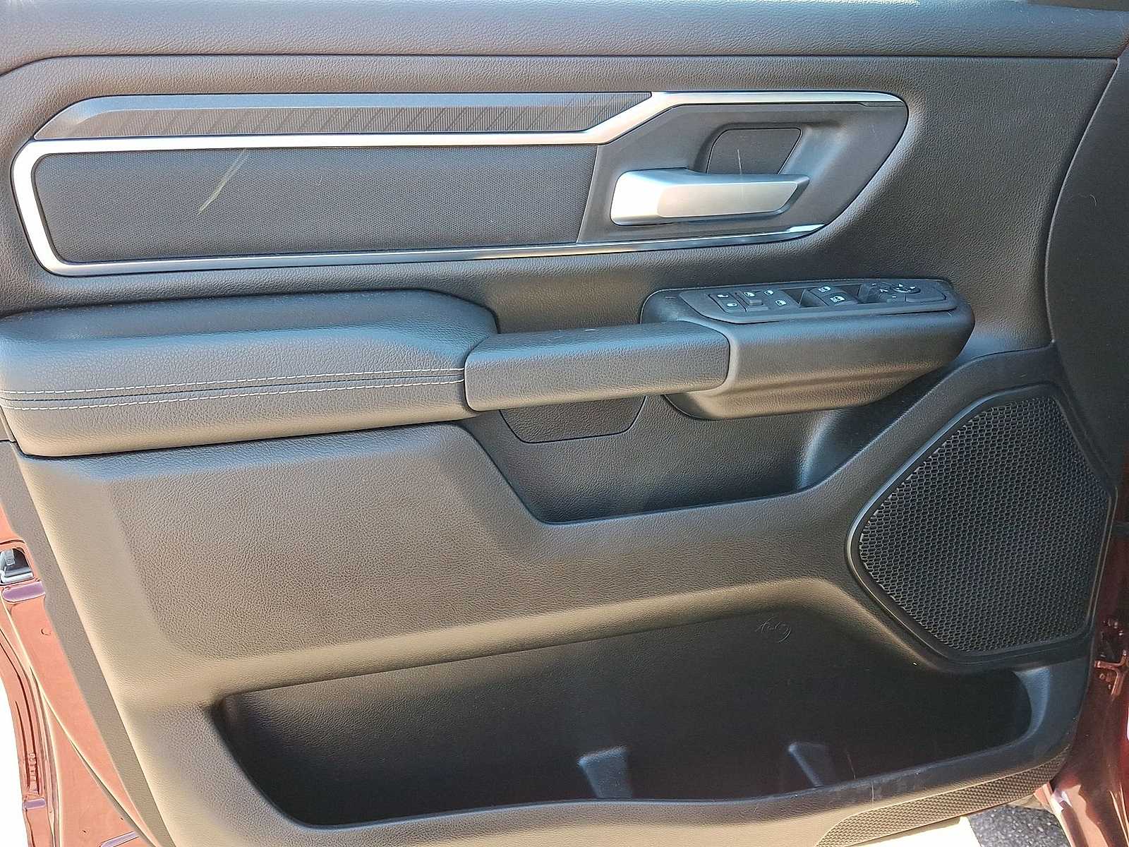 Thumbnail: 2025 RAM 1500 - 27