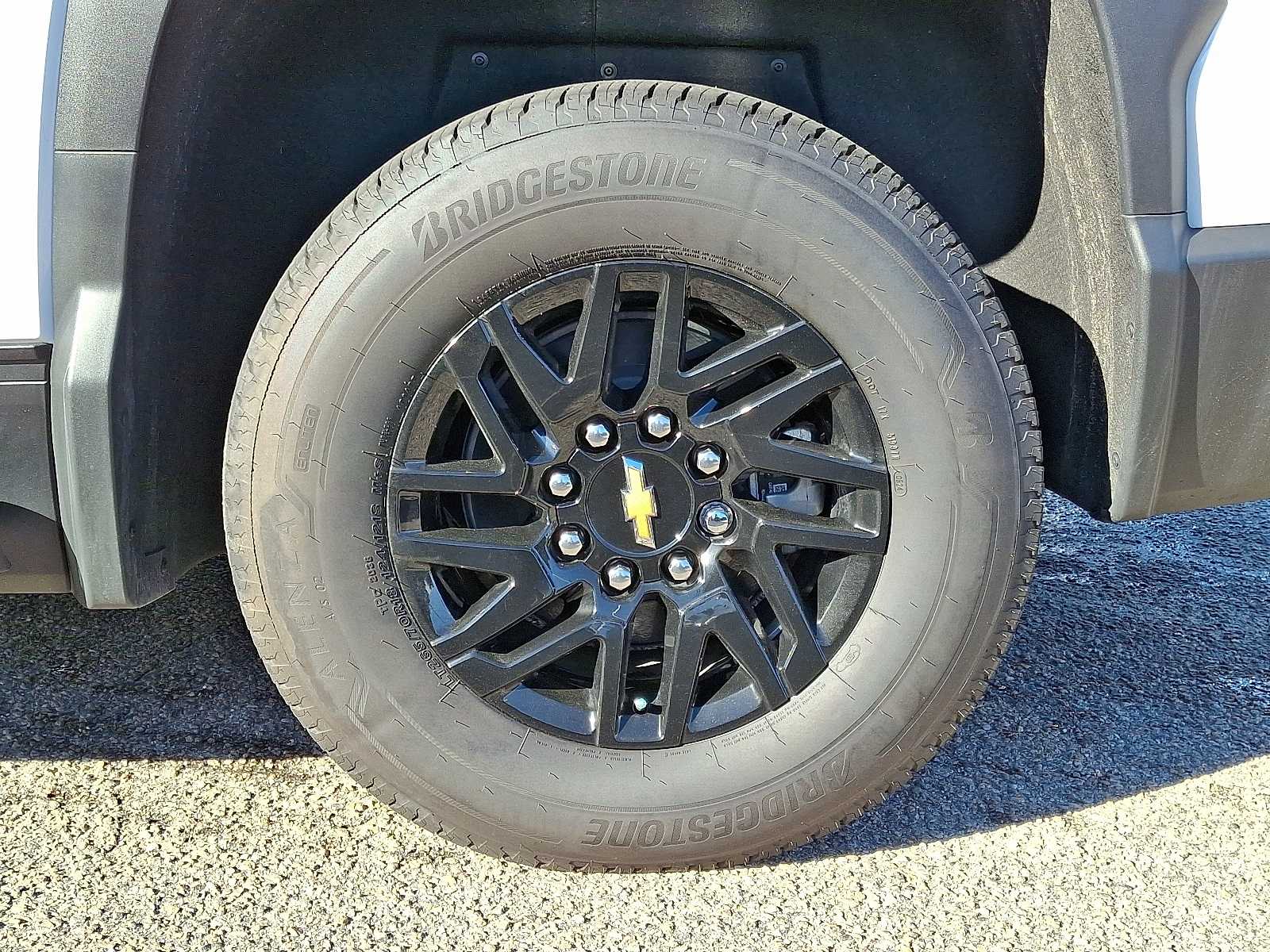 Thumbnail: 2024 Chevrolet Silverado EV - 7