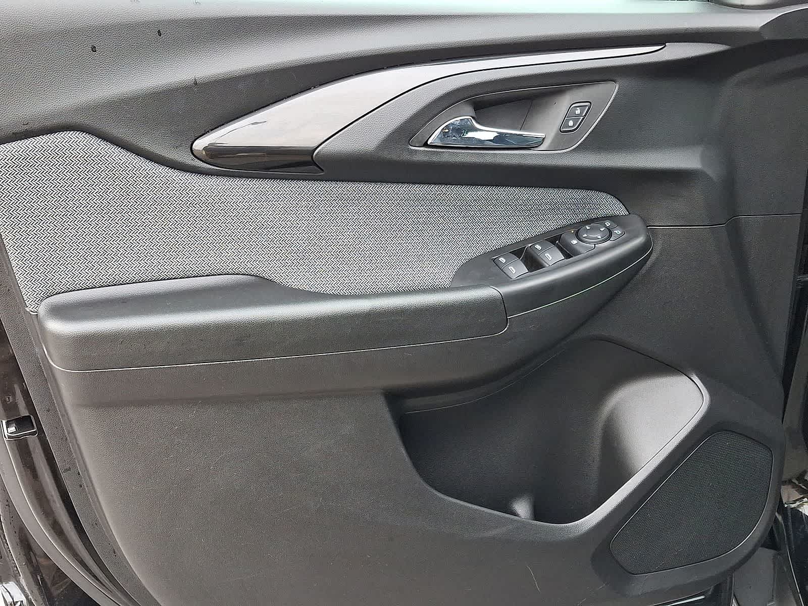 Thumbnail: 2021 Chevrolet TrailBlazer - 25