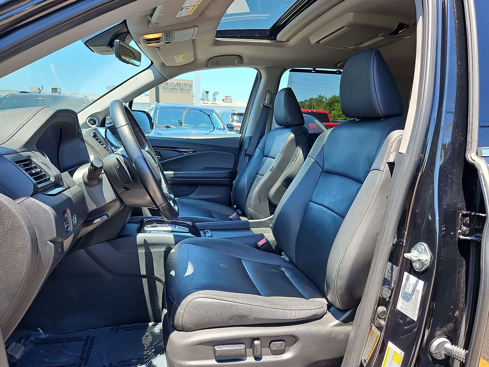 Thumbnail: 2021 Honda Pilot - 25