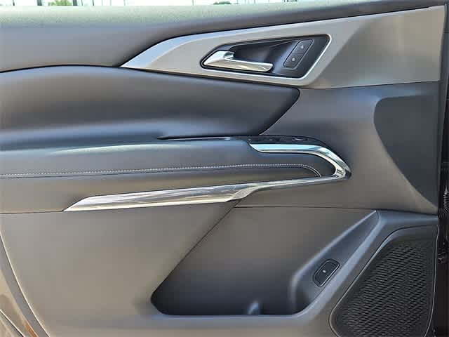 Thumbnail: 2026 Chevrolet Traverse - 11