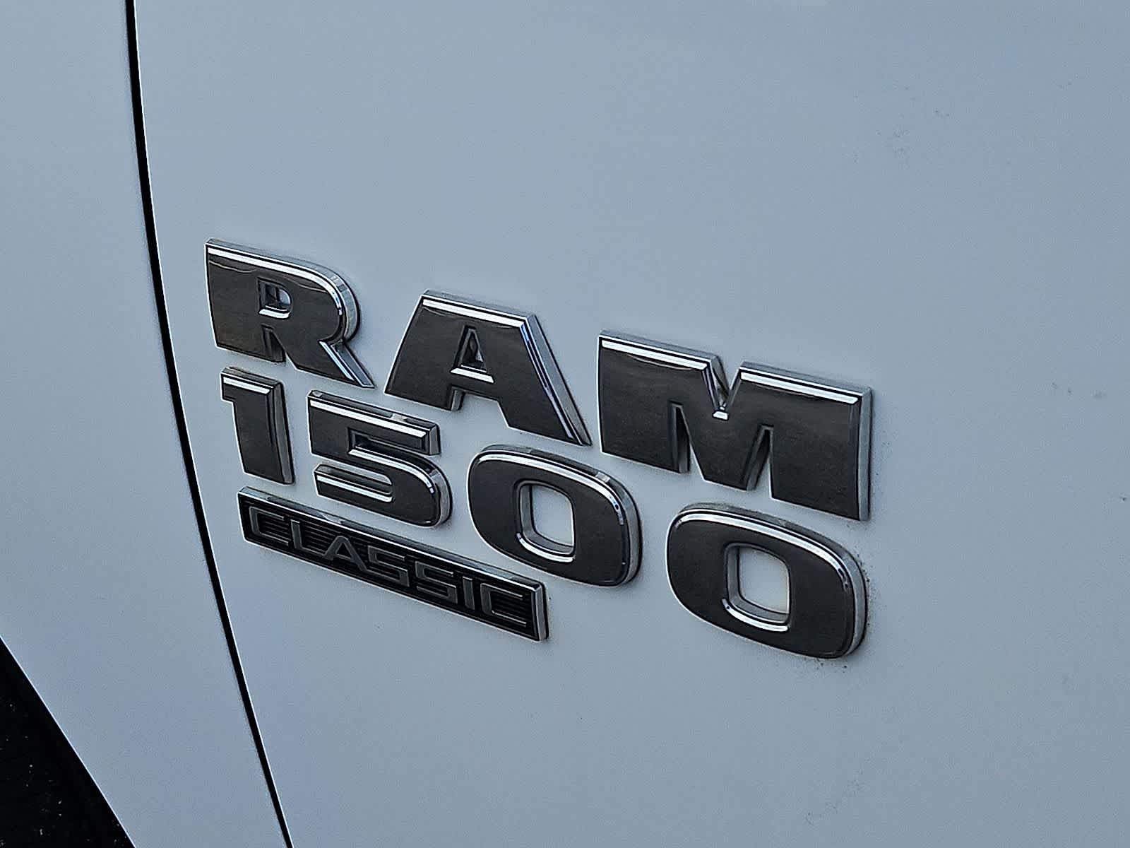 Thumbnail: 2019 RAM 1500 Classic - 36