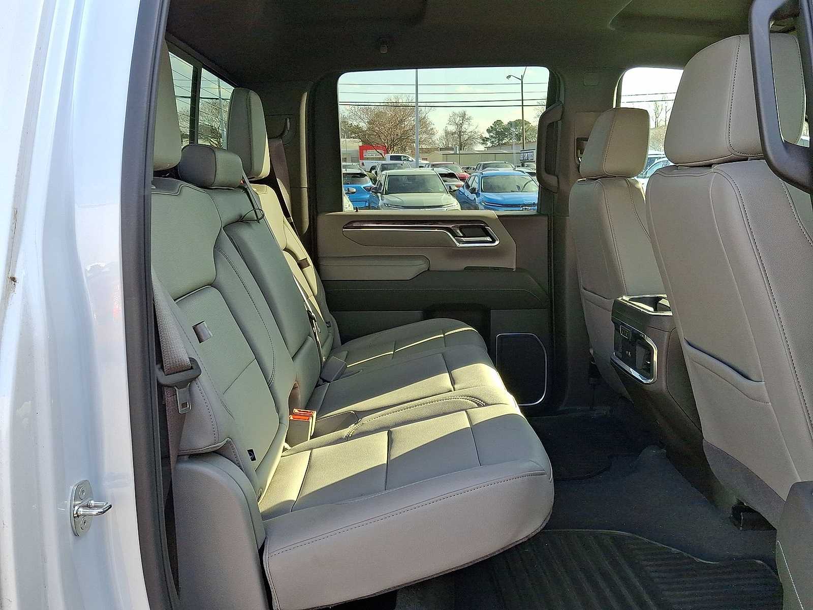 Thumbnail: 2024 Chevrolet Silverado 2500 - 32