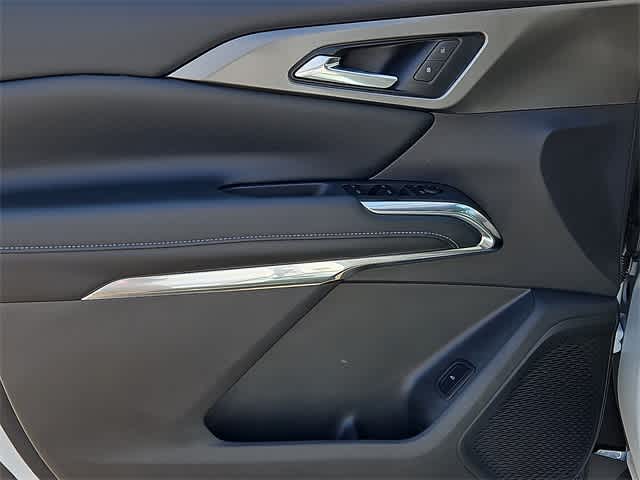 Thumbnail: 2026 Chevrolet Traverse - 12