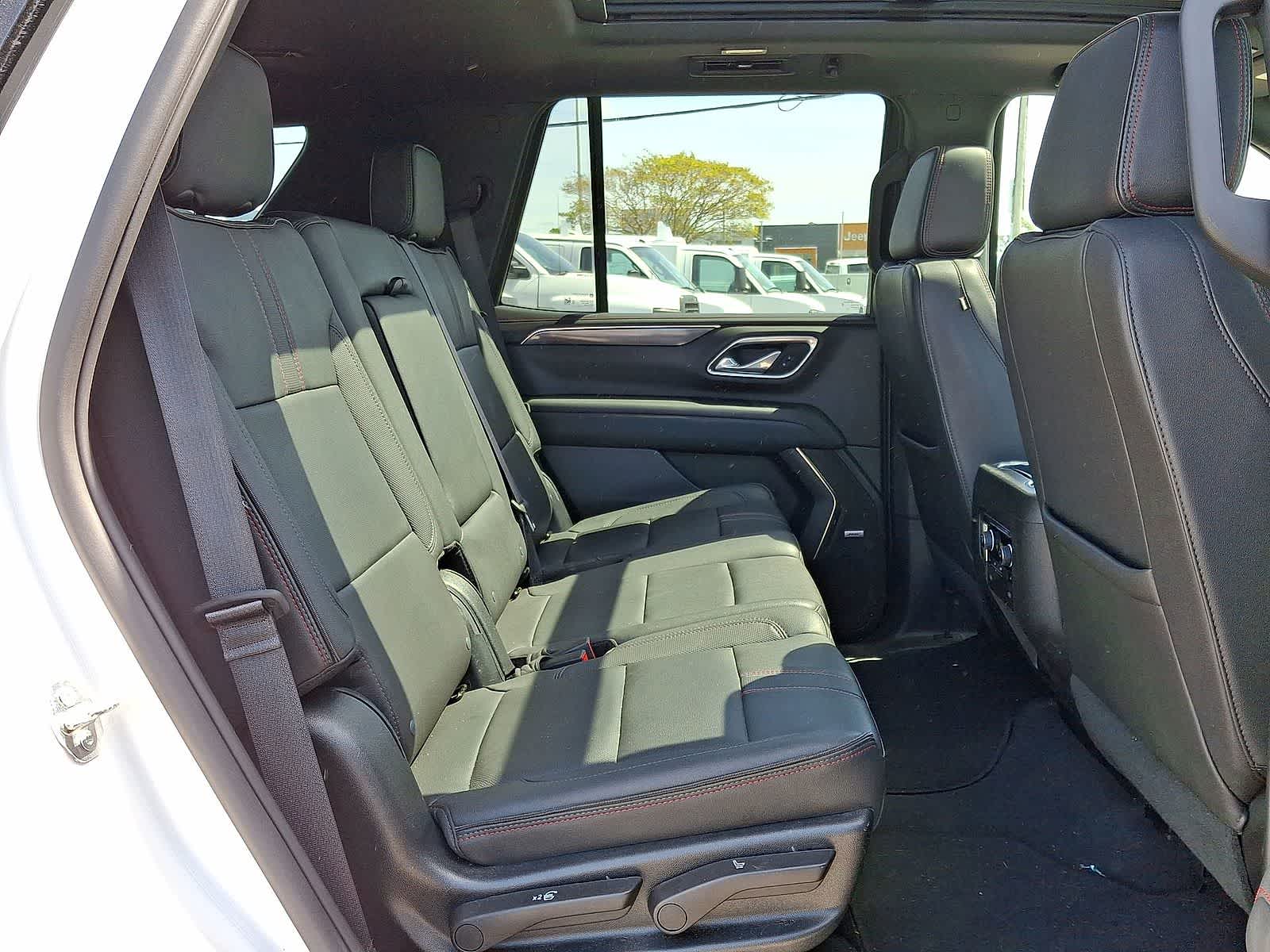 Thumbnail: 2023 Chevrolet Tahoe - 34