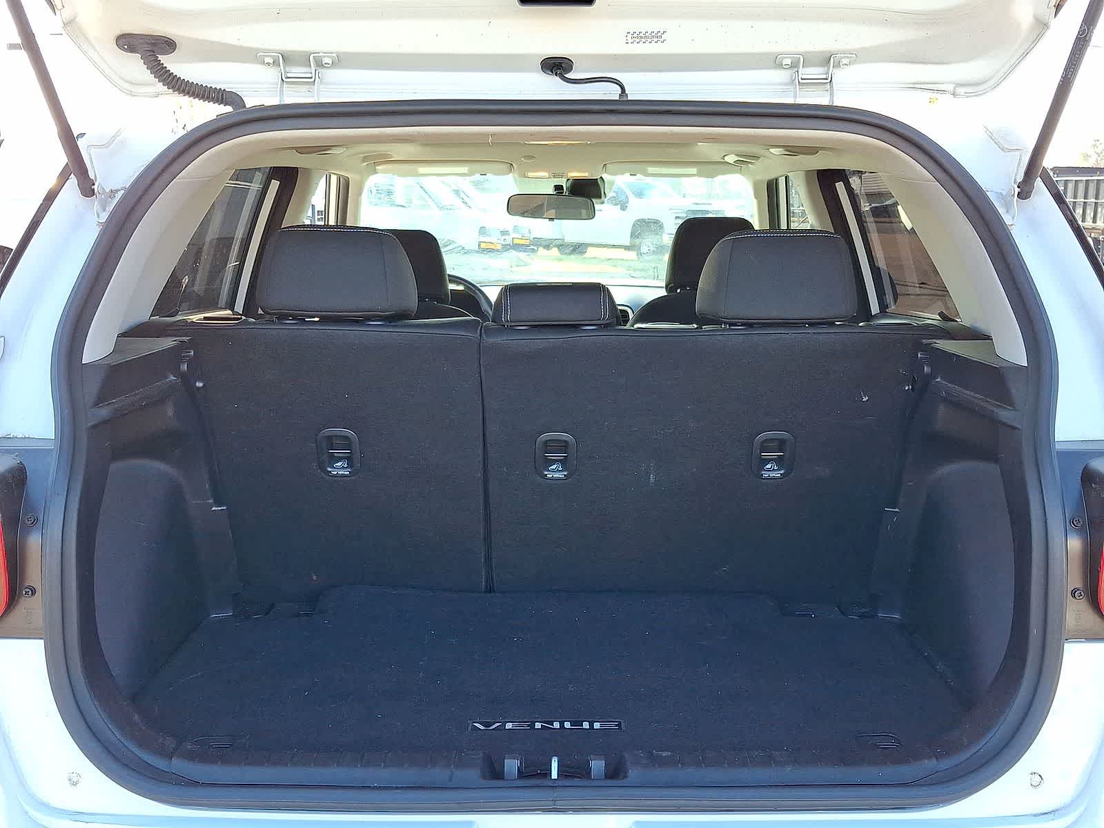 Thumbnail: 2024 Hyundai Venue - 30