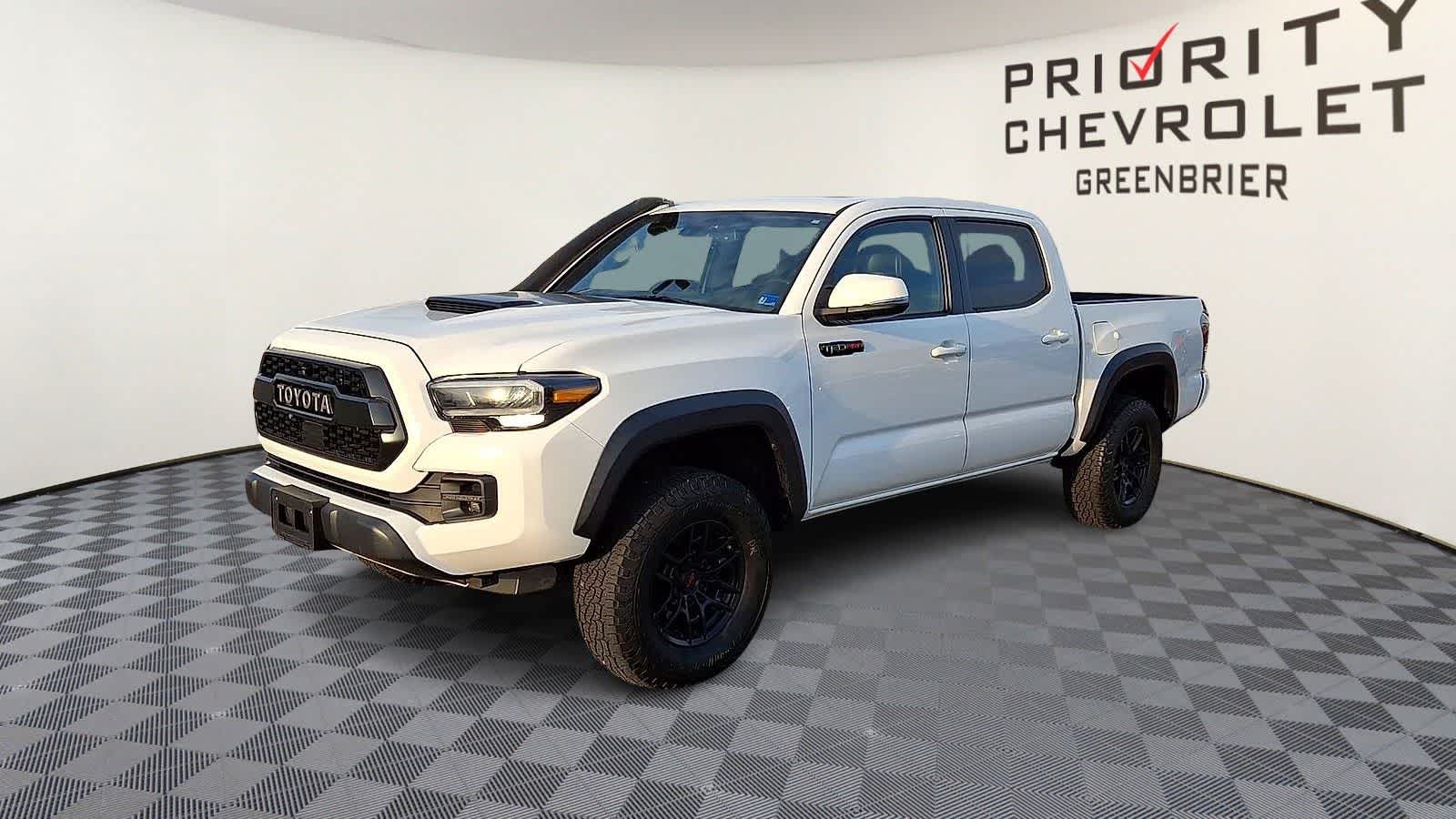 Thumbnail: 2020 Toyota Tacoma - 4