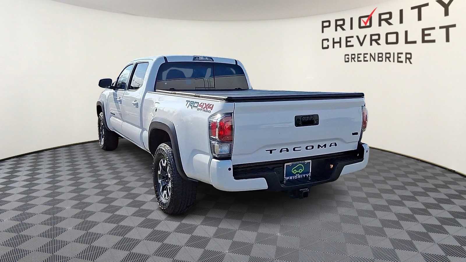 Thumbnail: 2023 Toyota Tacoma - 7