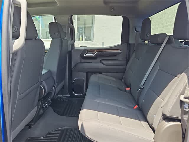 Thumbnail: 2025 Chevrolet Silverado 1500 - 8