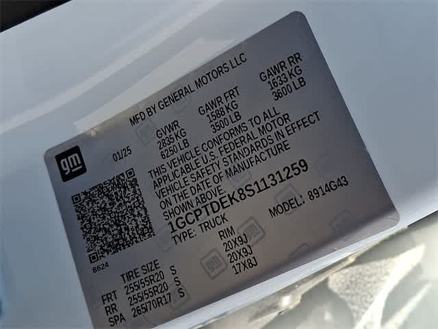 Thumbnail: 2025 Chevrolet Colorado - 19