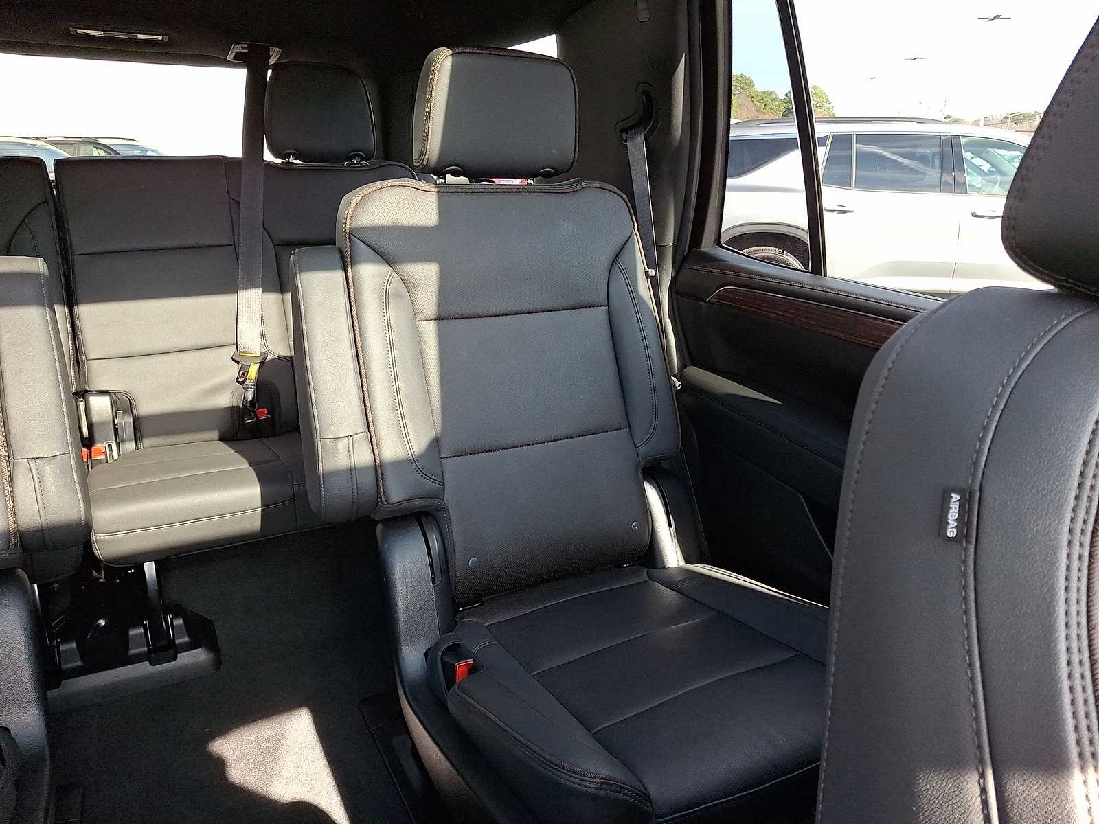 Thumbnail: 2023 Chevrolet Tahoe - 15