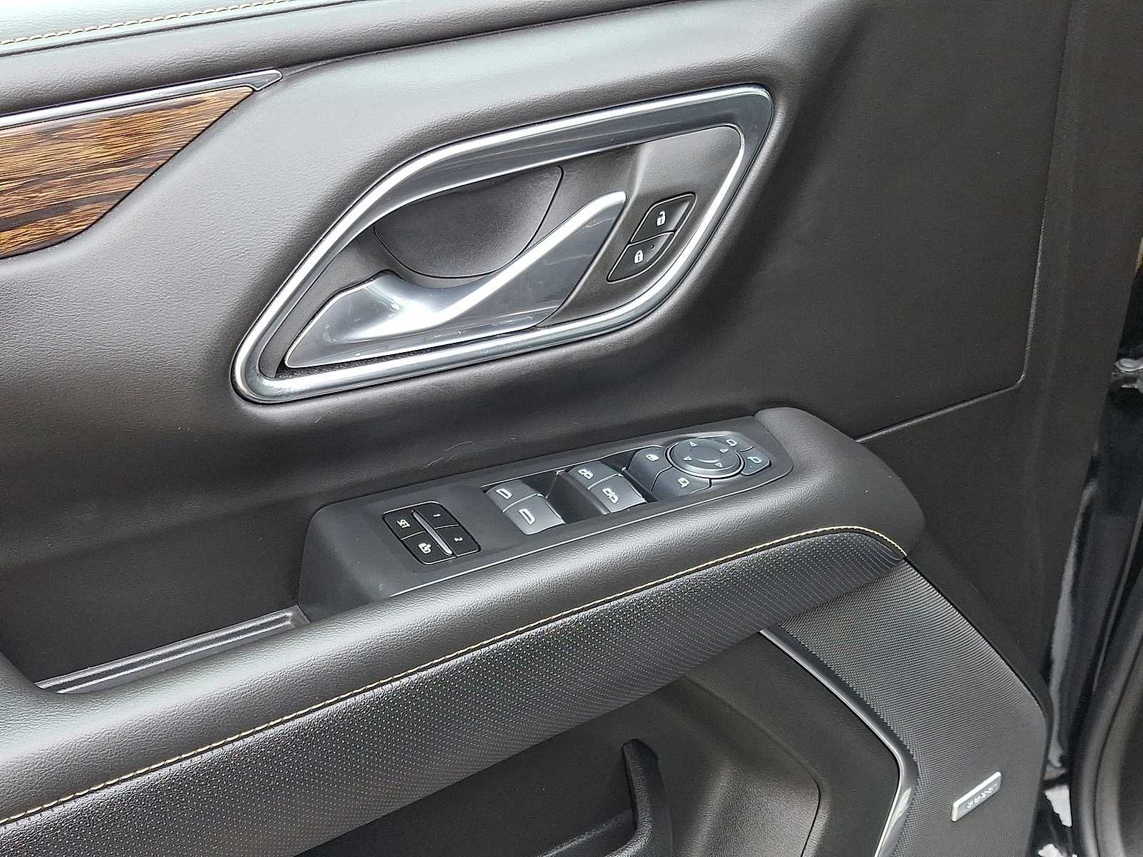 Thumbnail: 2024 Chevrolet Suburban - 28