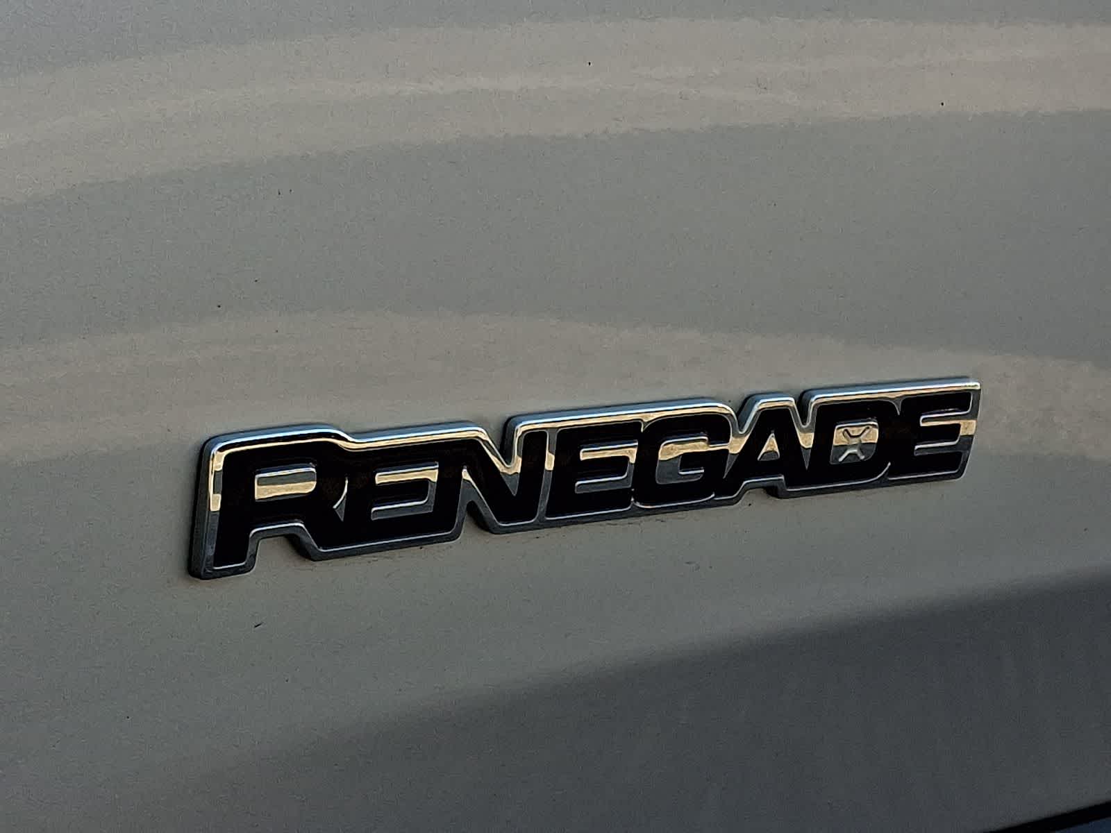 Thumbnail: 2017 Jeep Renegade - 5