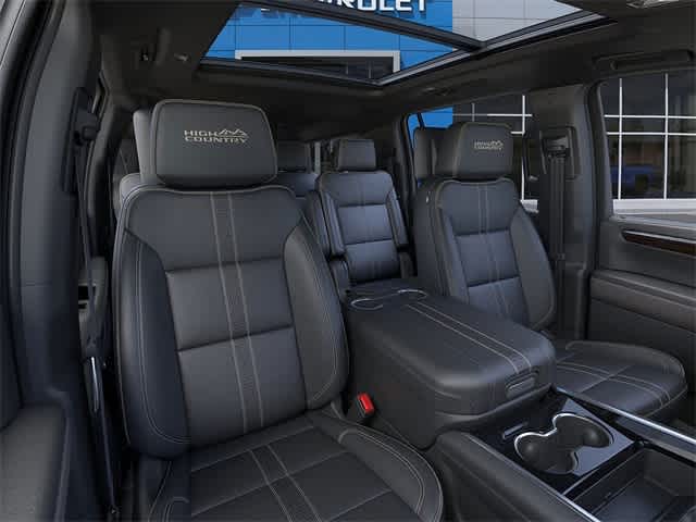 2025 Chevrolet Suburban High Country 16