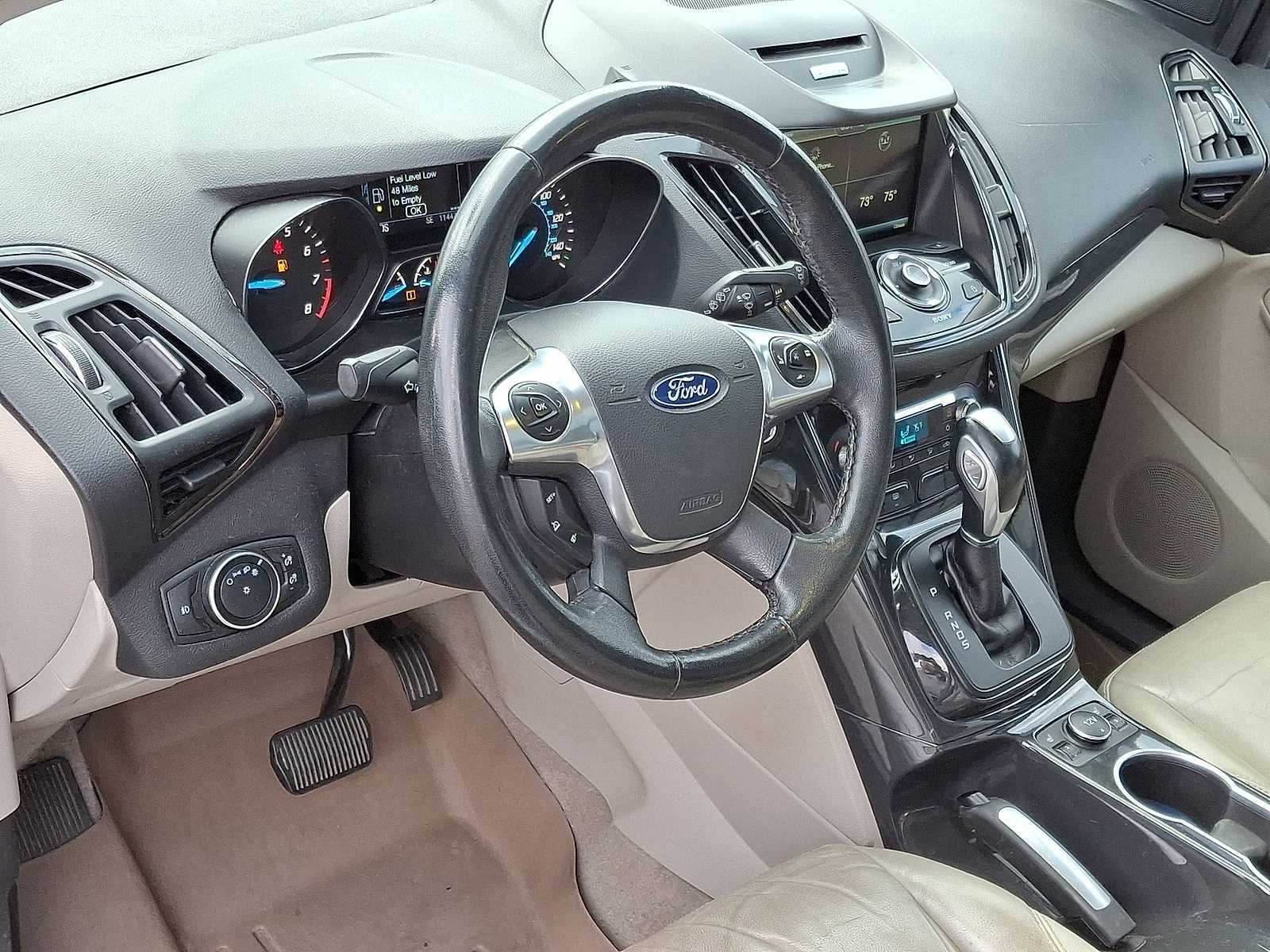 Thumbnail: 2015 Ford Escape - 16