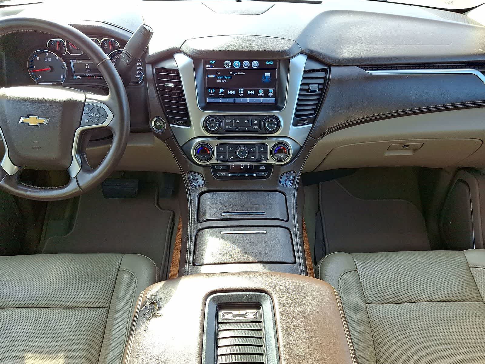 Thumbnail: 2018 Chevrolet Suburban - 27