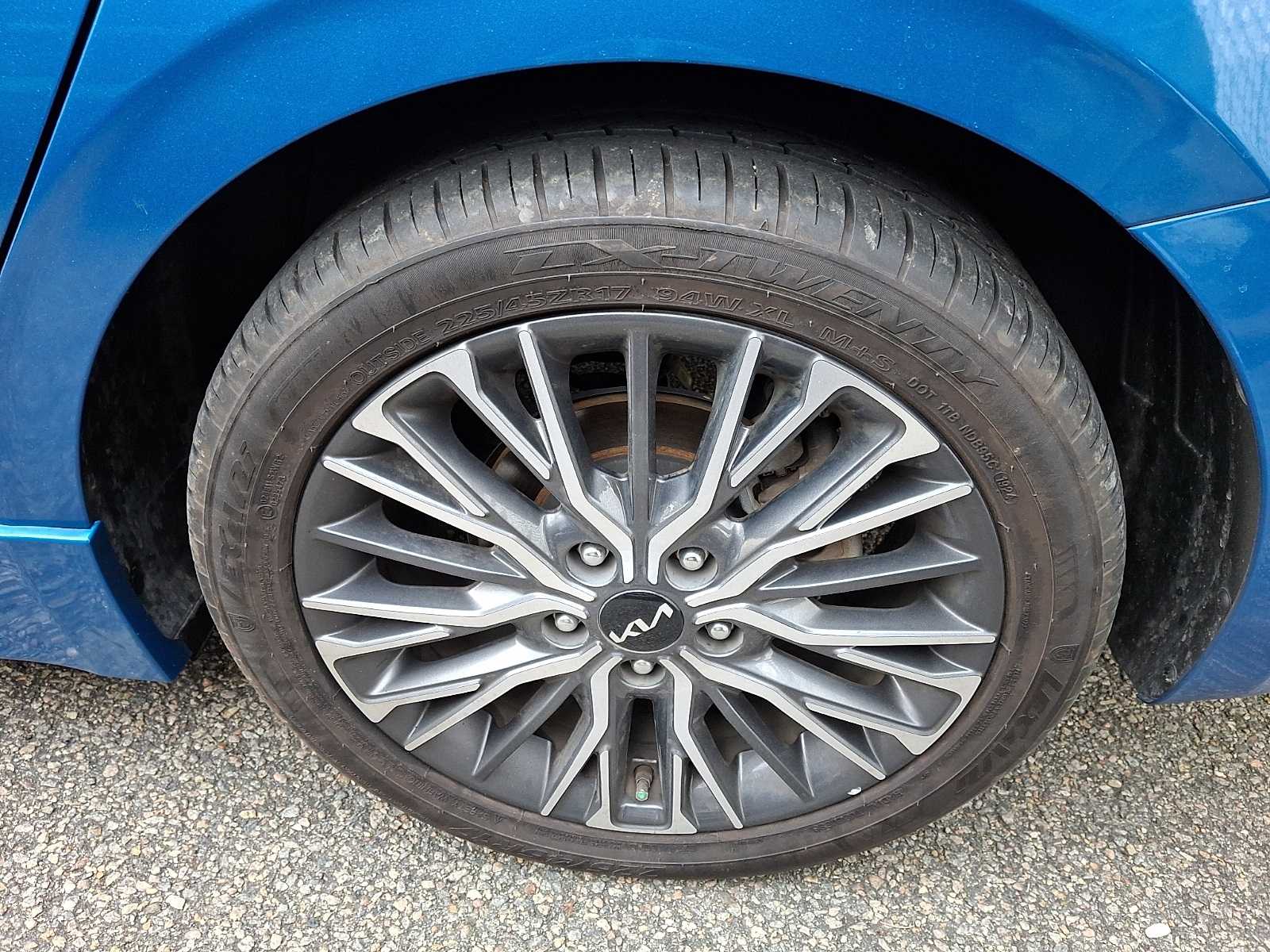 Thumbnail: 2023 Kia Forte - 6