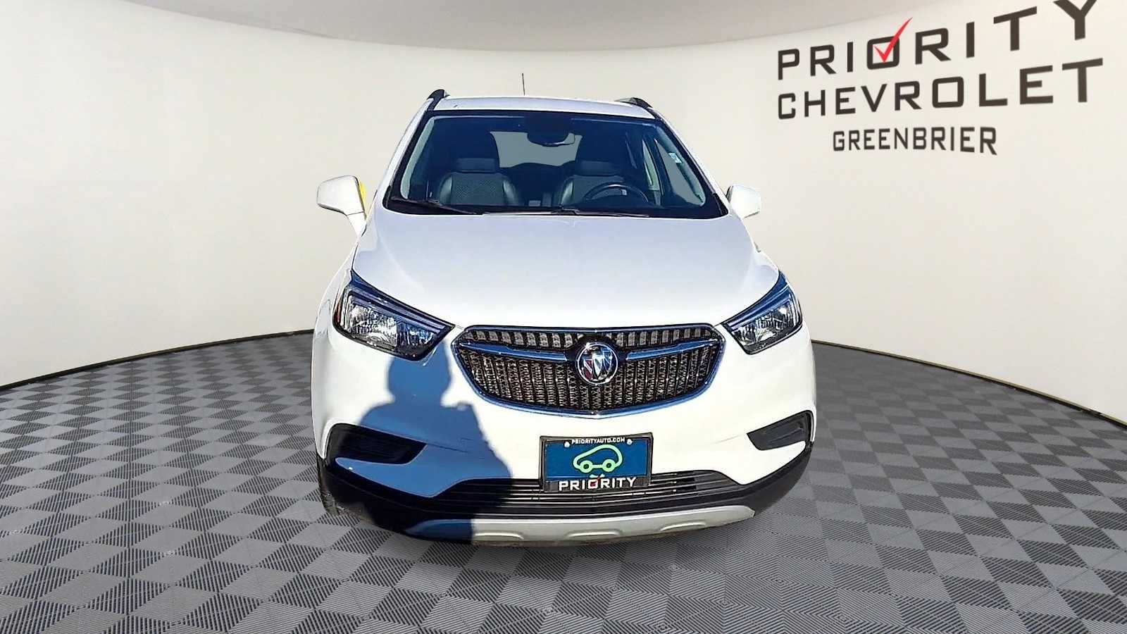 Thumbnail: 2022 Buick Encore - 3