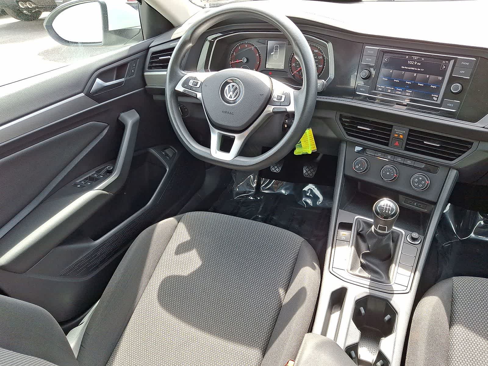 Thumbnail: 2021 Volkswagen Jetta - 10
