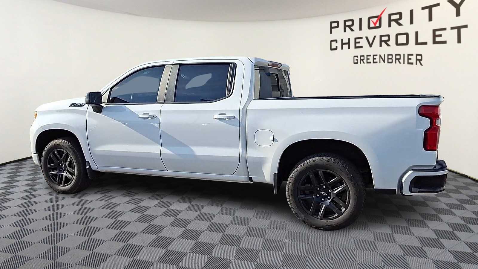 Thumbnail: 2022 Chevrolet Silverado 1500 - 6