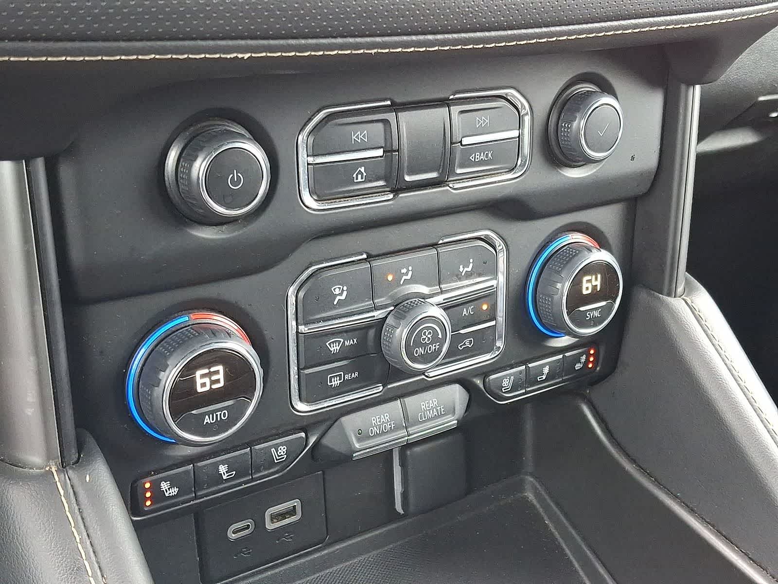 Thumbnail: 2023 Chevrolet Suburban - 23