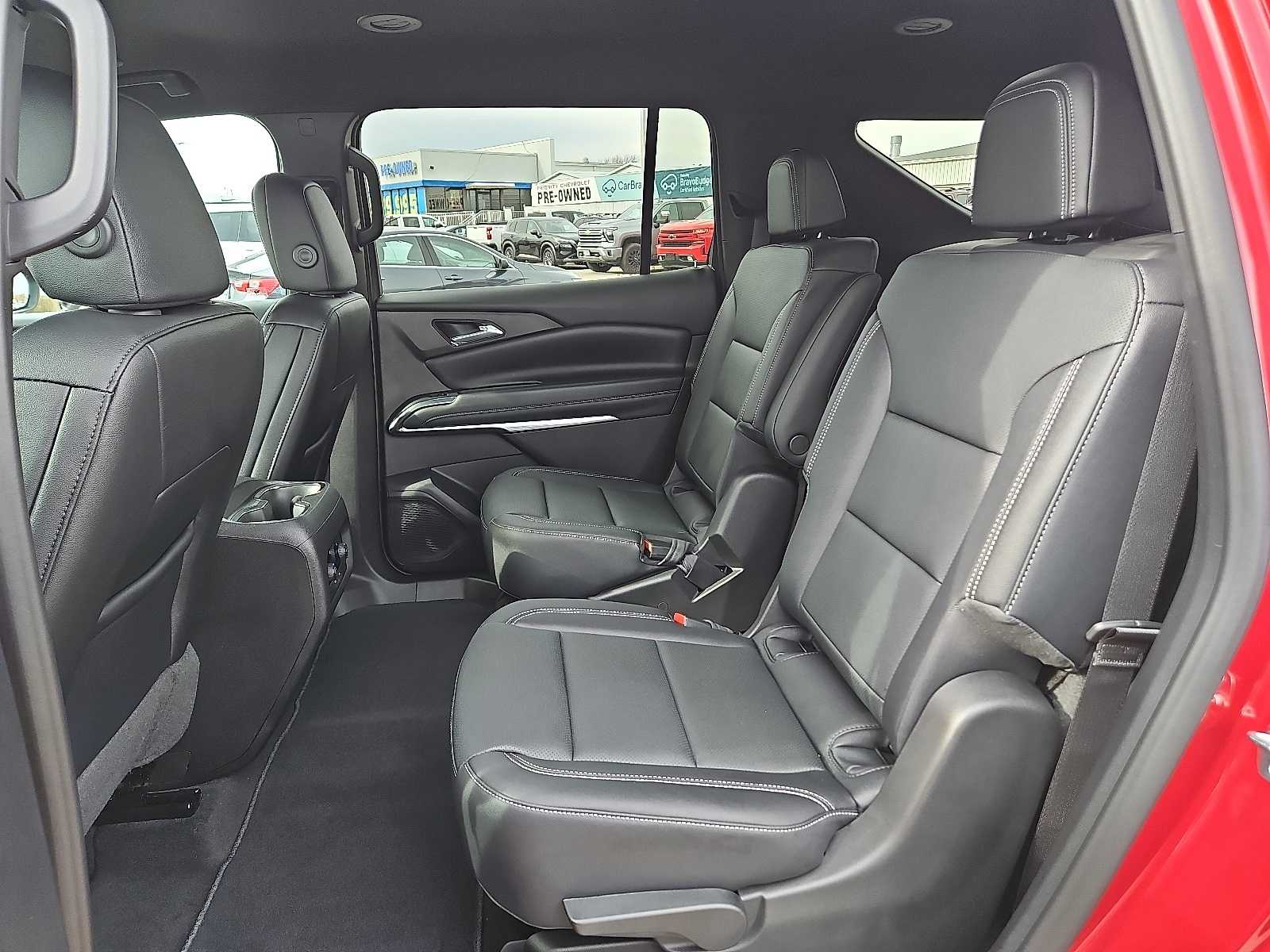 Thumbnail: 2026 Chevrolet Traverse - 8