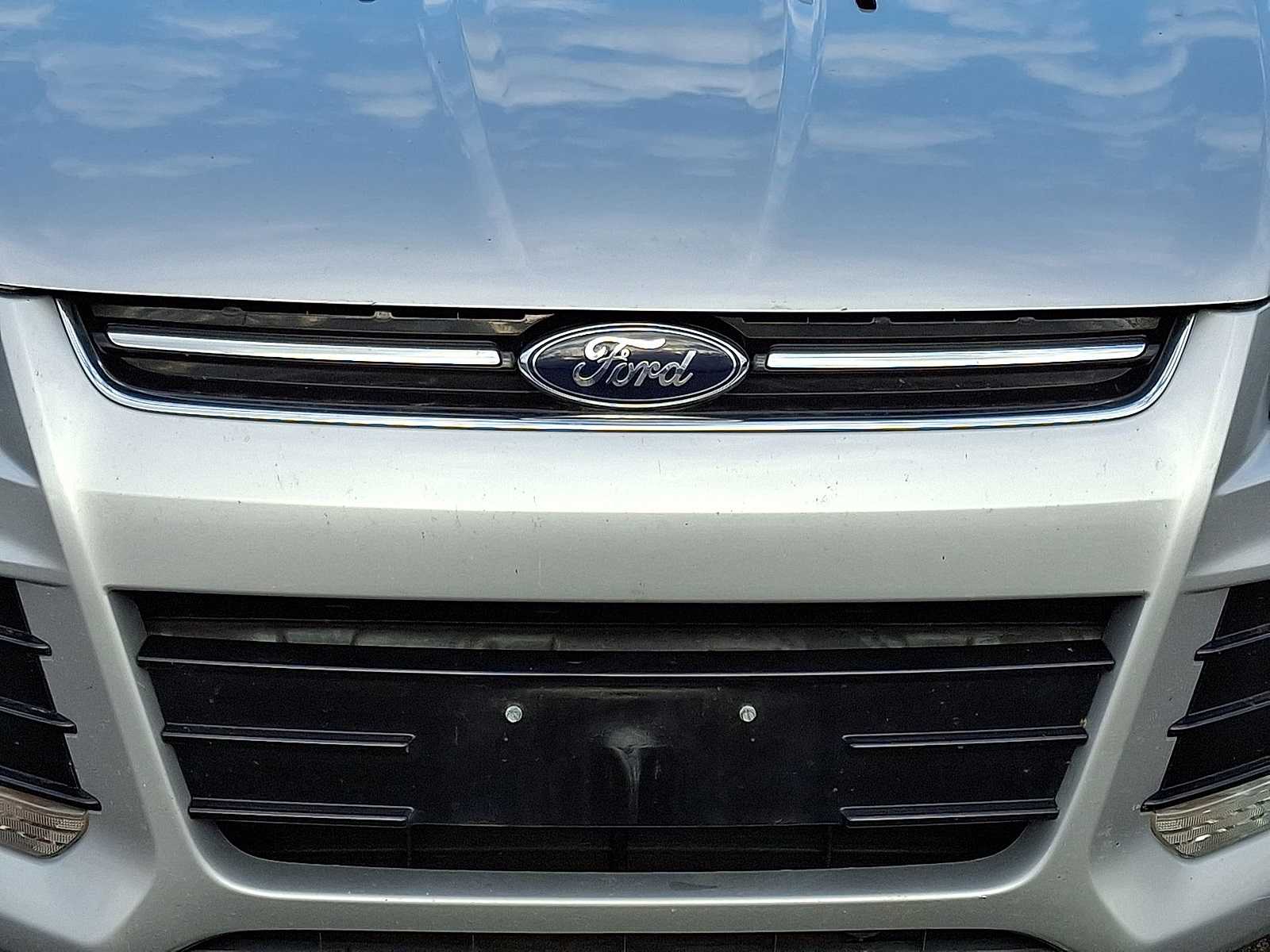 Thumbnail: 2015 Ford Escape - 35
