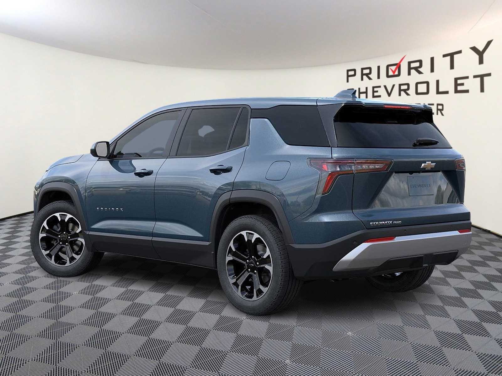 Thumbnail: 2026 Chevrolet Equinox - 3