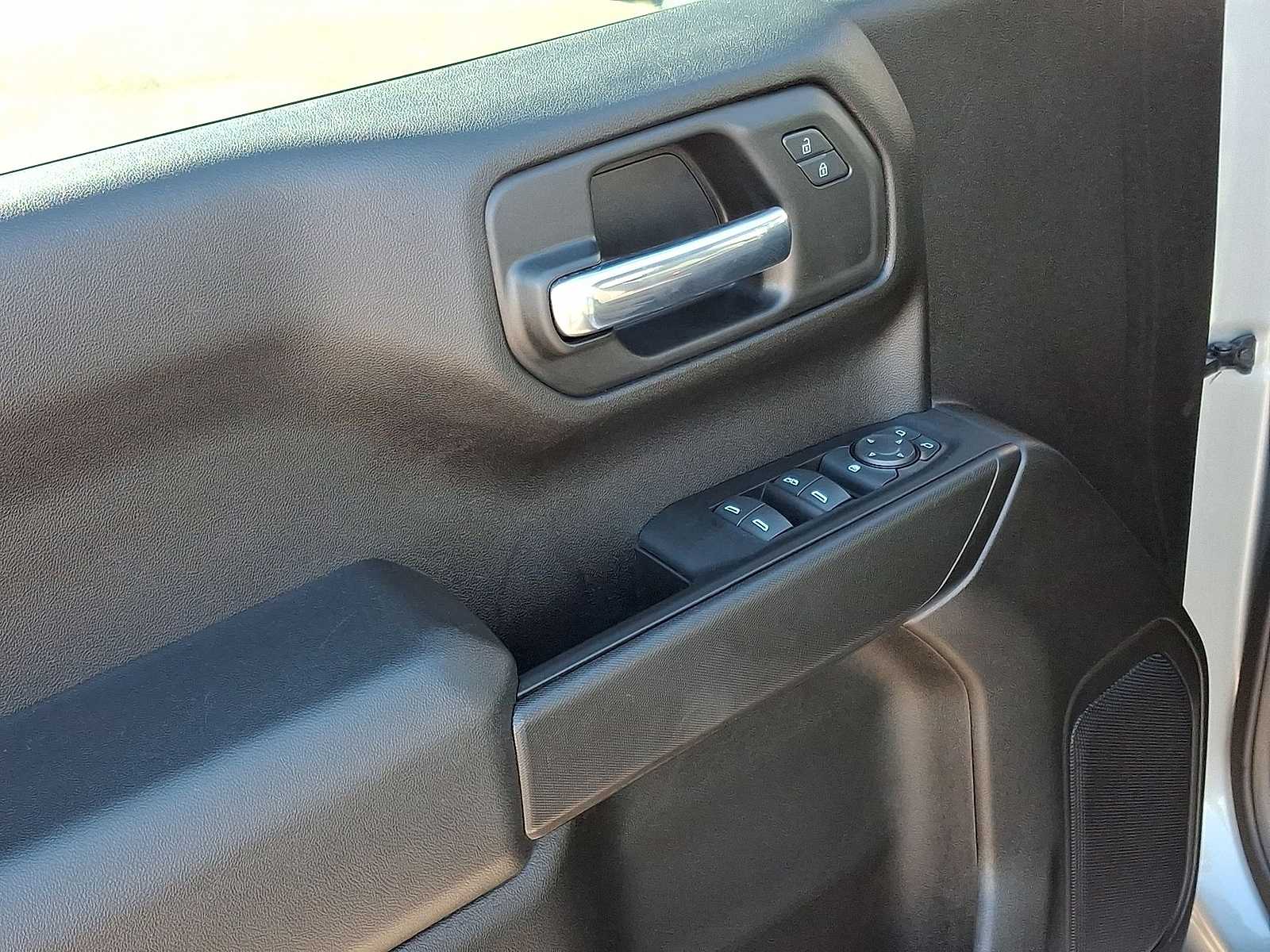 Thumbnail: 2023 GMC Sierra 1500 - 28