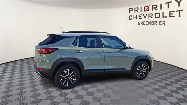 Thumbnail: 2025 Chevrolet TrailBlazer - 9