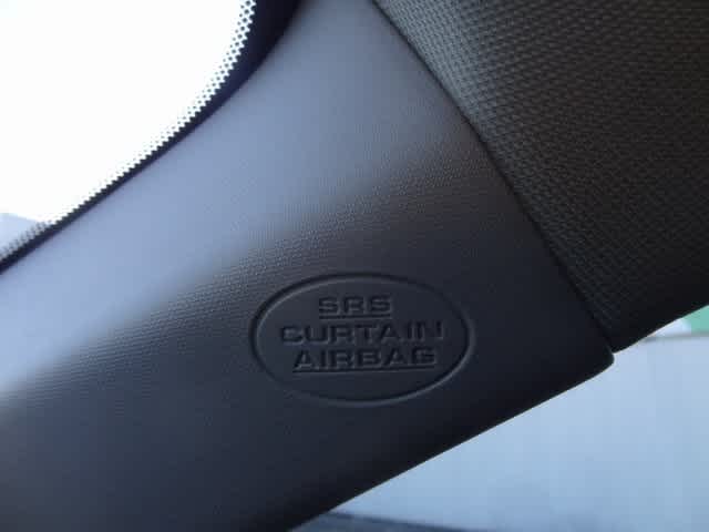 Thumbnail: 2017 Toyota RAV4 - 32