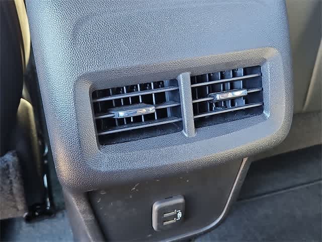 Thumbnail: 2022 Chevrolet Equinox - 27