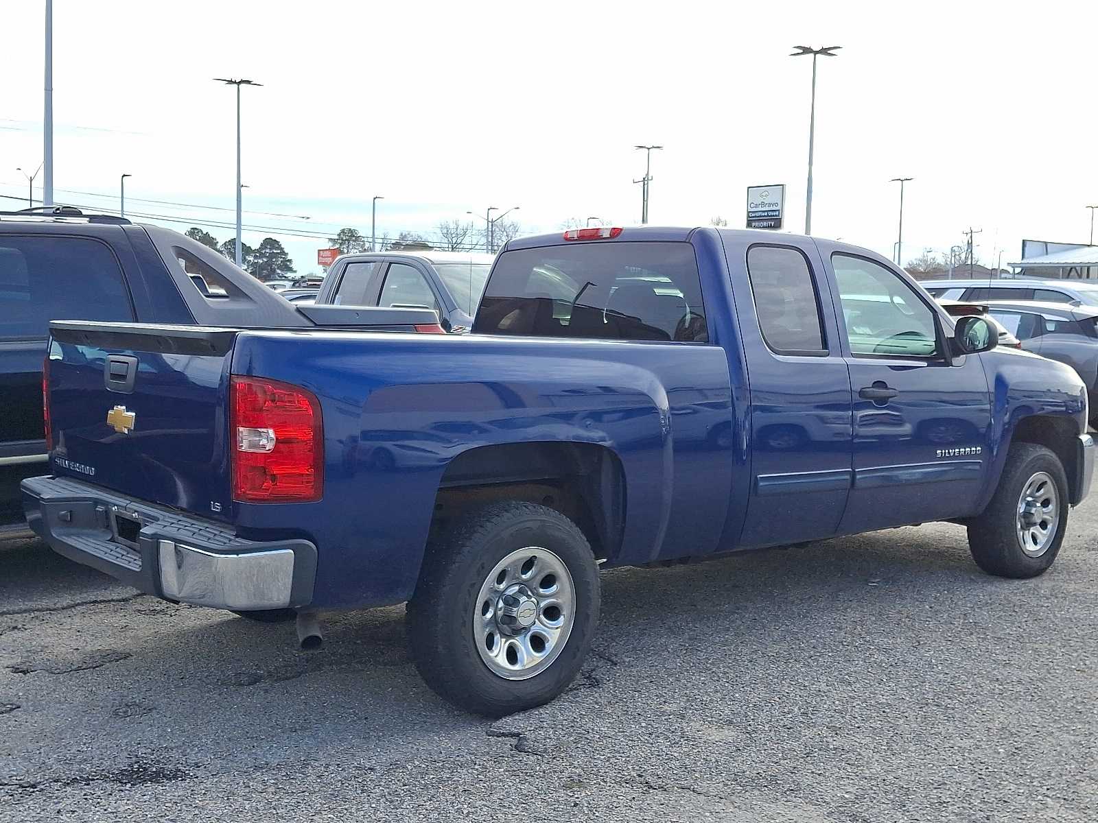 Thumbnail: 2013 Chevrolet Silverado 1500 - 3