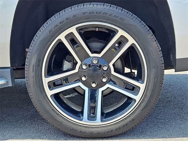 Thumbnail: 2016 GMC Yukon - 39