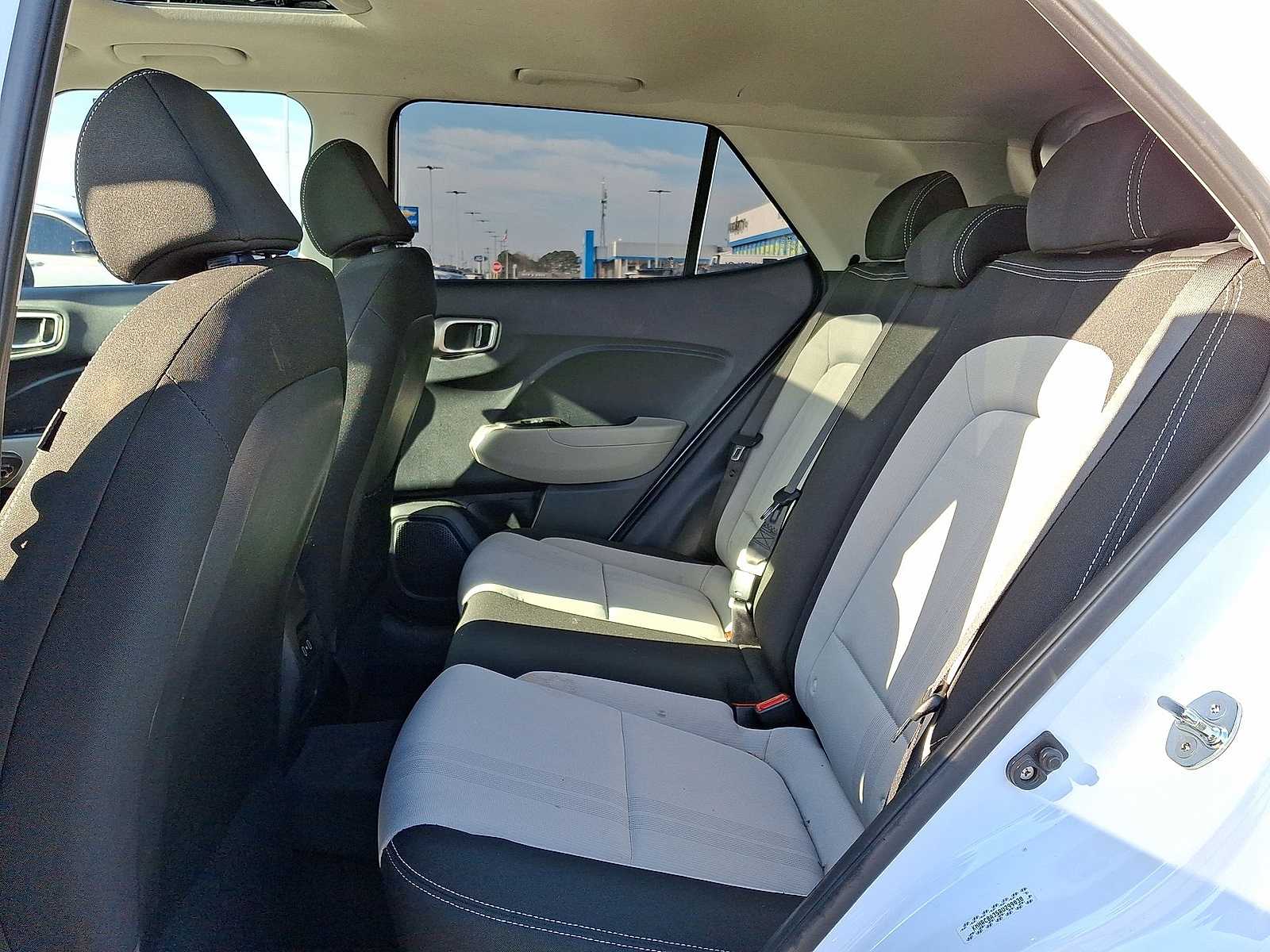 Thumbnail: 2024 Hyundai Venue - 29