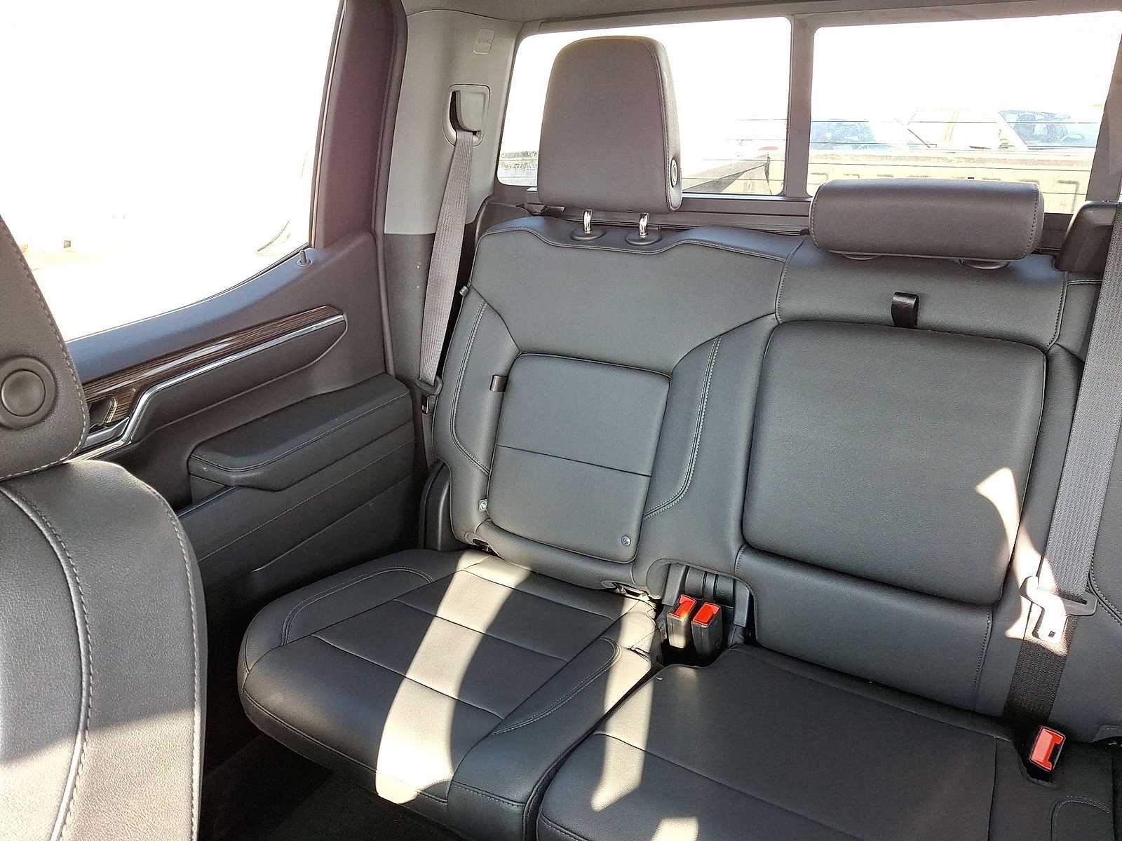 Thumbnail: 2024 Chevrolet Silverado 1500 - 13