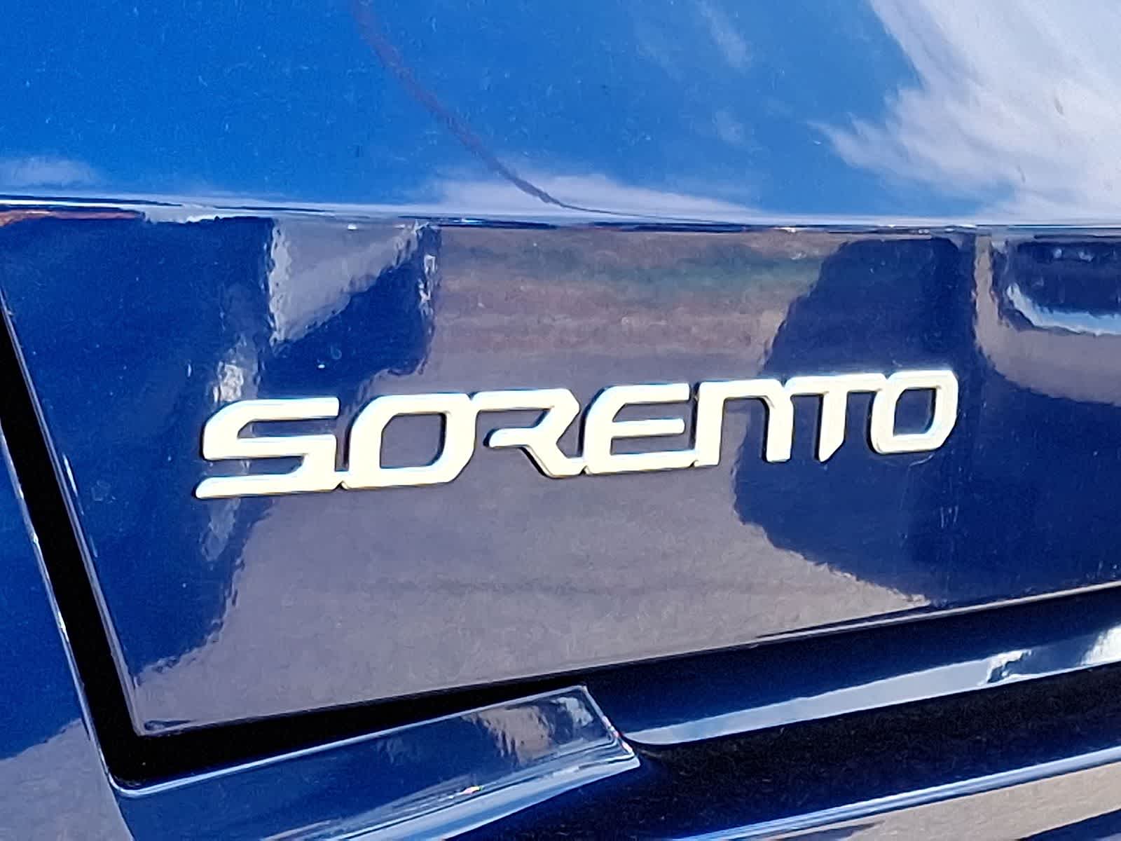 Thumbnail: 2023 Kia Sorento - 38