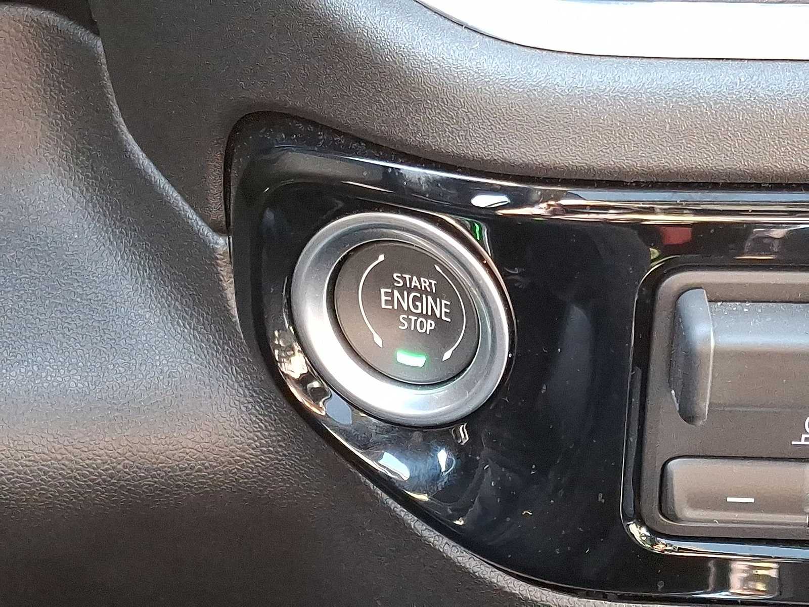 Thumbnail: 2024 Chevrolet Silverado 3500 - 23