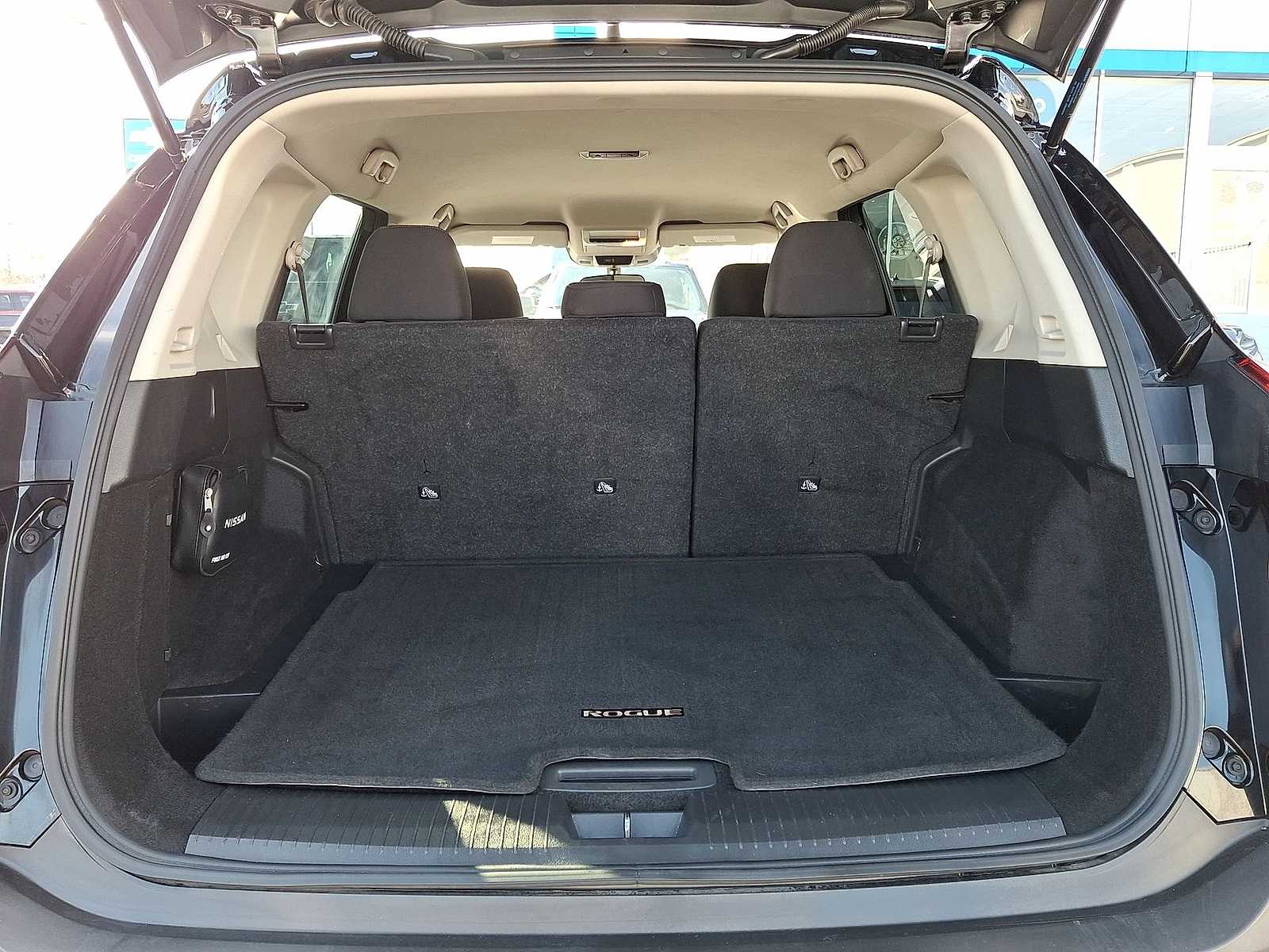 Thumbnail: 2023 Nissan Rogue - 30