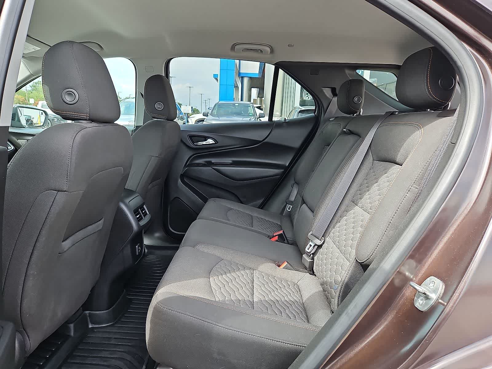 Thumbnail: 2020 Chevrolet Equinox - 29