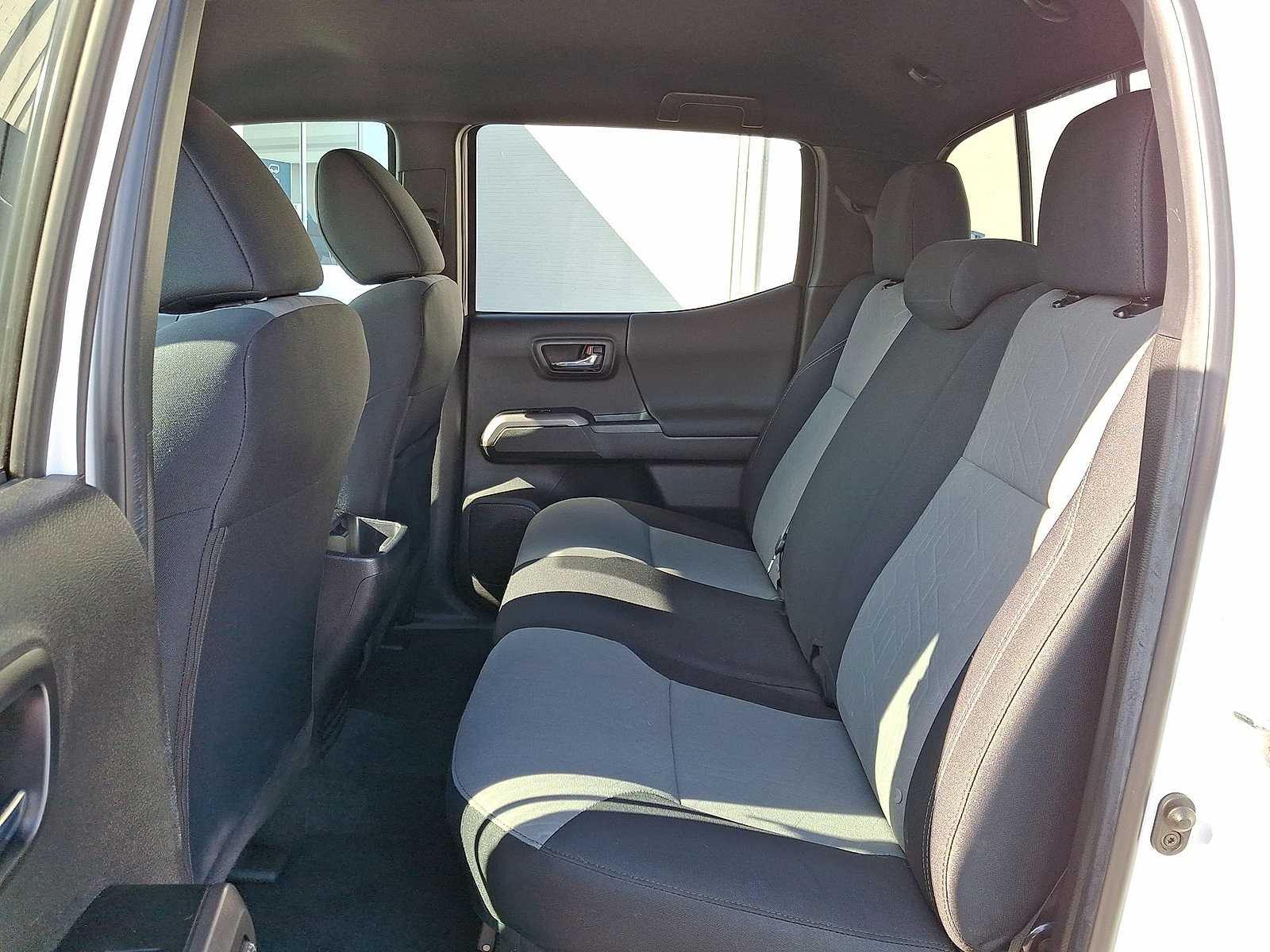 Thumbnail: 2023 Toyota Tacoma - 28