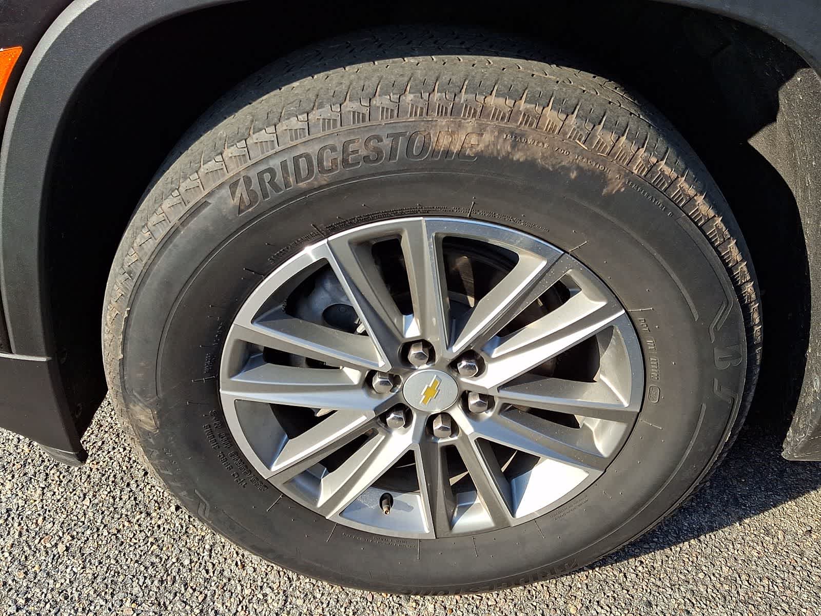 Thumbnail: 2023 Chevrolet Traverse - 6