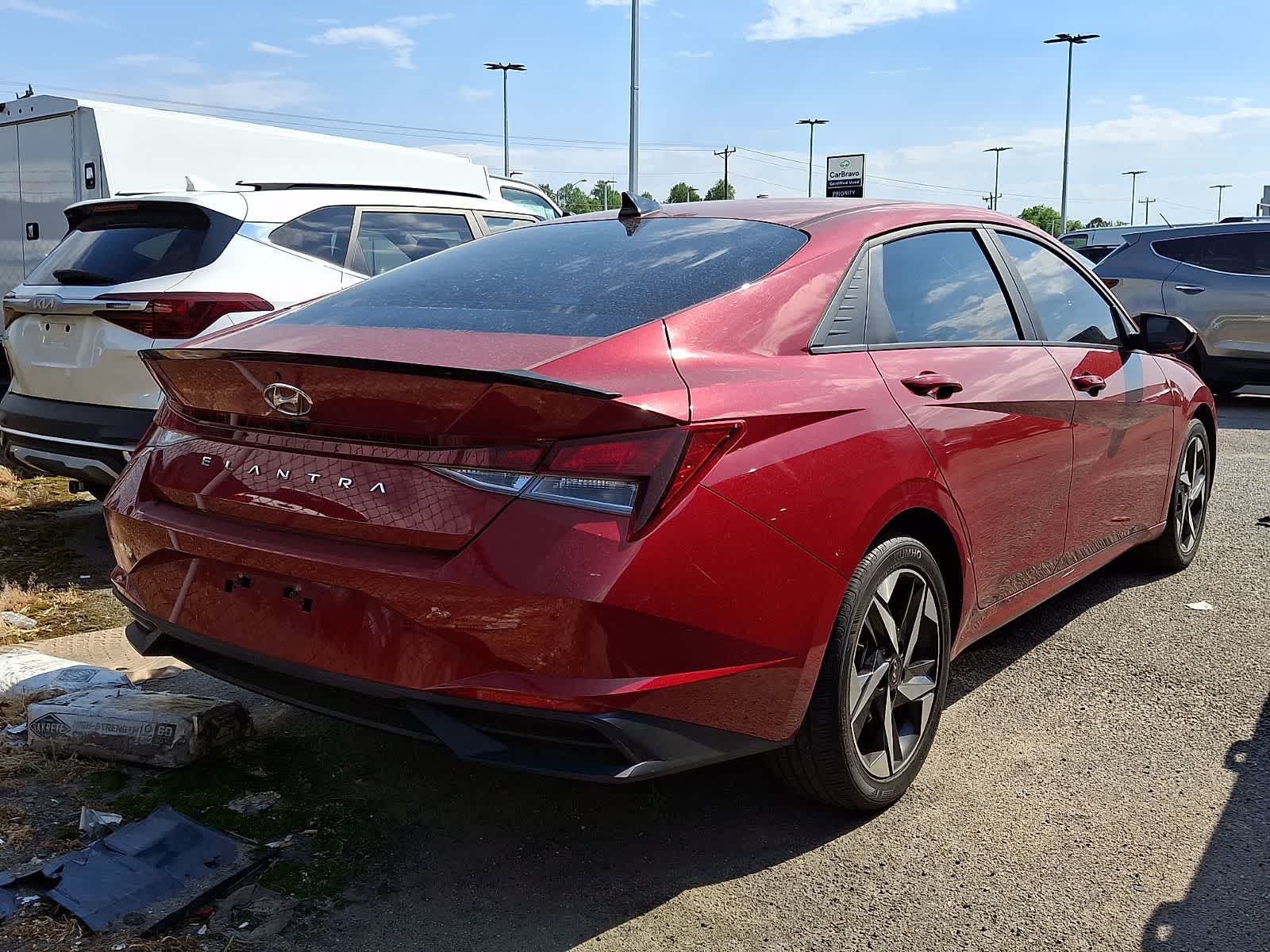 Thumbnail: 2023 Hyundai Elantra - 3