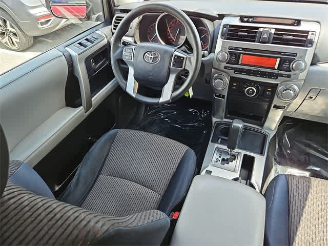 Thumbnail: 2010 Toyota 4Runner - 10
