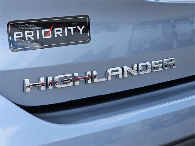 Thumbnail: 2021 Toyota Highlander - 37