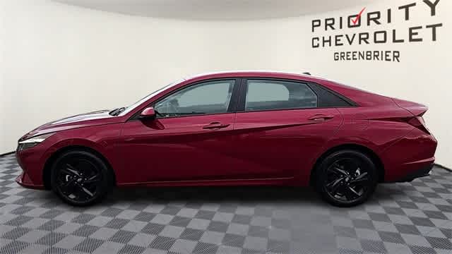 Thumbnail: 2023 Hyundai Elantra - 5