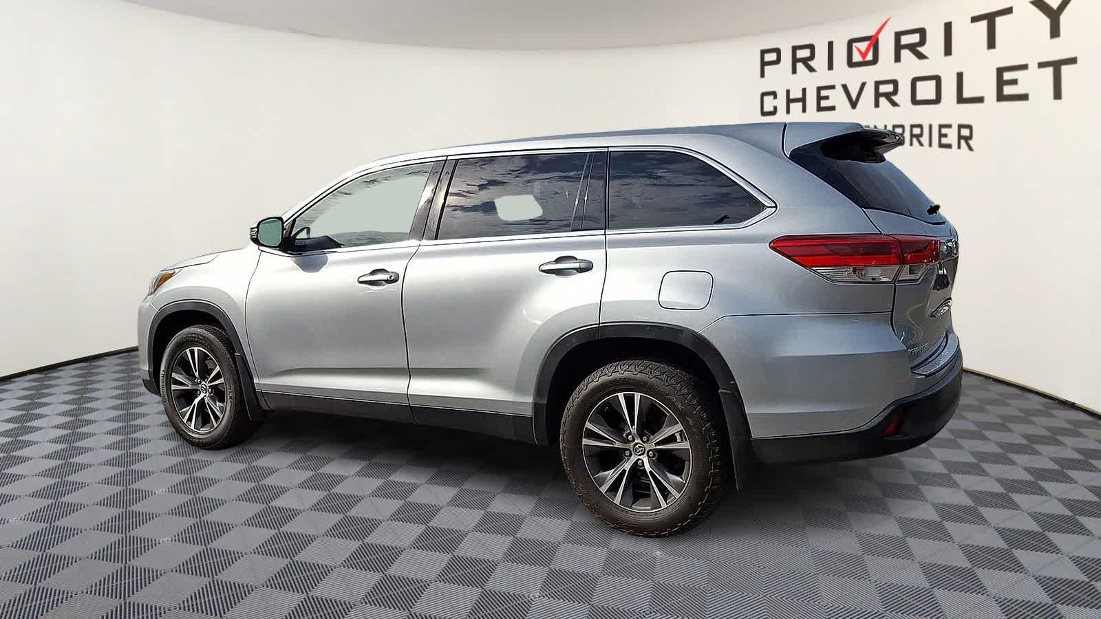 Thumbnail: 2019 Toyota Highlander - 6